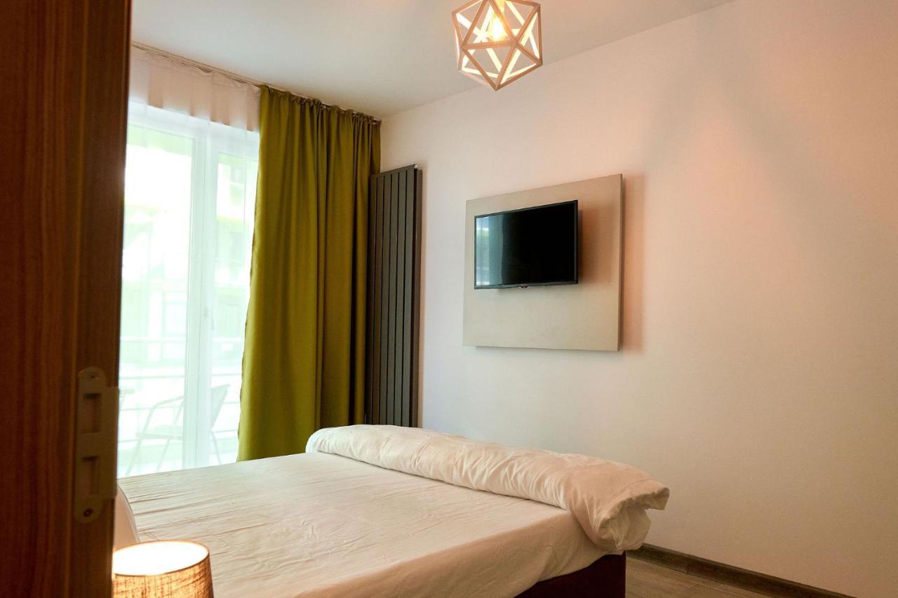 Orizont Sea View Apartment- Spa N Pools Beach Resort Mamaia Exterior photo
